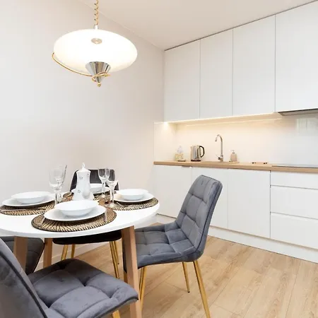 Angielska Grobla By Renters Gdańsk